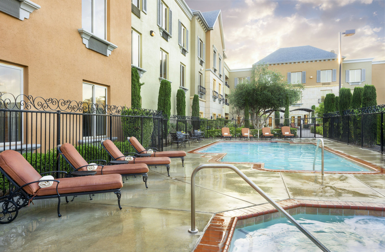Sport & Beauty 5, Ayres Hotel Seal Beach - Cypress, Orange