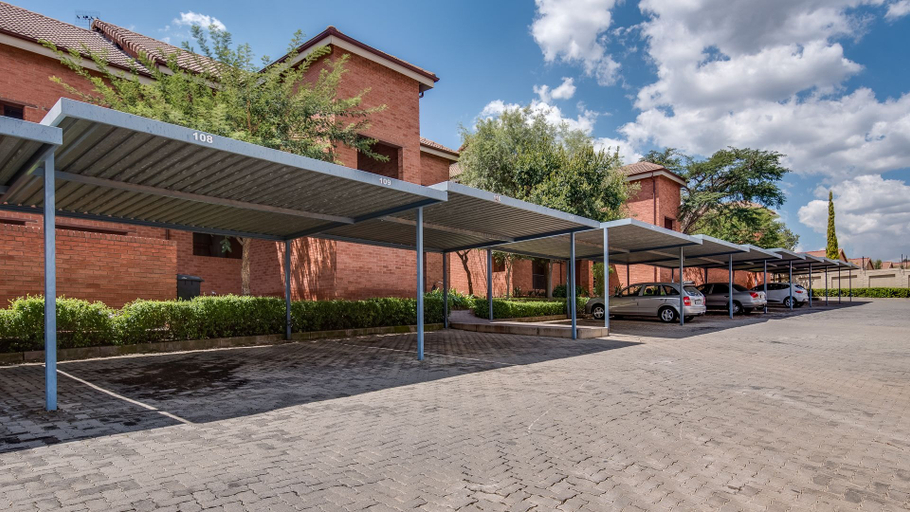 Exterior & Views 2, Jozistay Savannah Apartments, City of Johannesburg