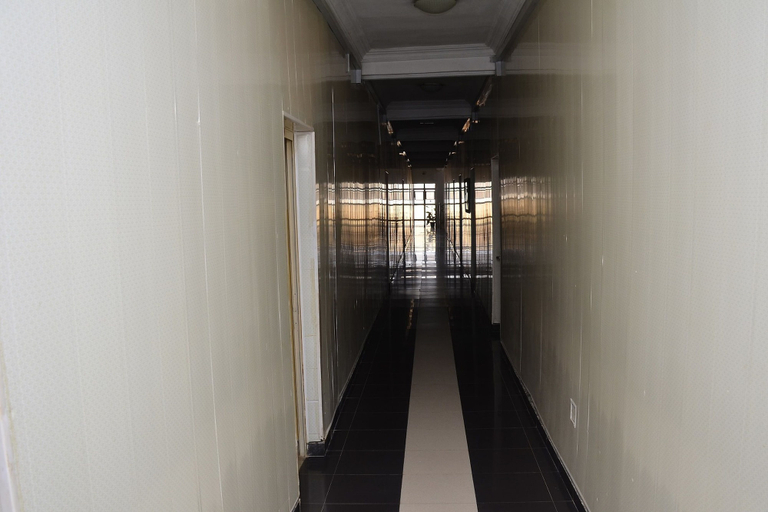 Others 4, De' Nevilla Hotel, Kaduna South
