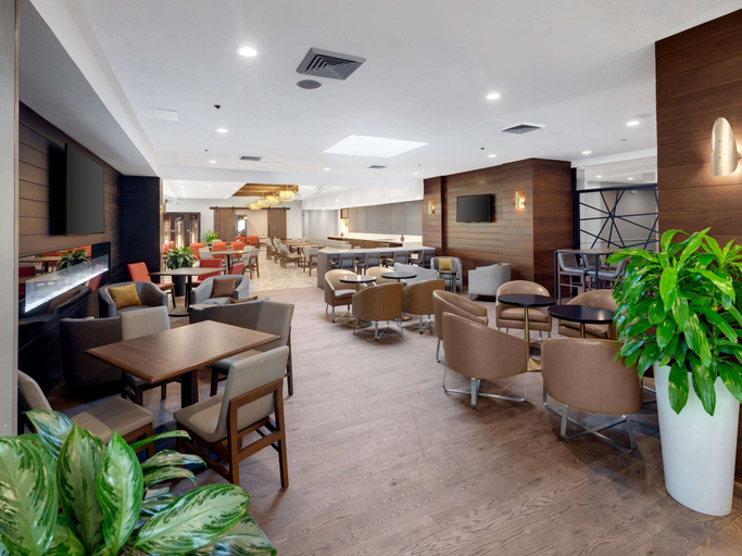 Food & Drinks 5, Hilton Chicago/Oak Lawn, Cook