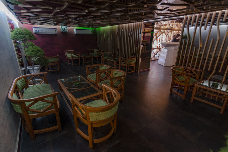 Food & Drinks 5, The India Benares, Varanasi
