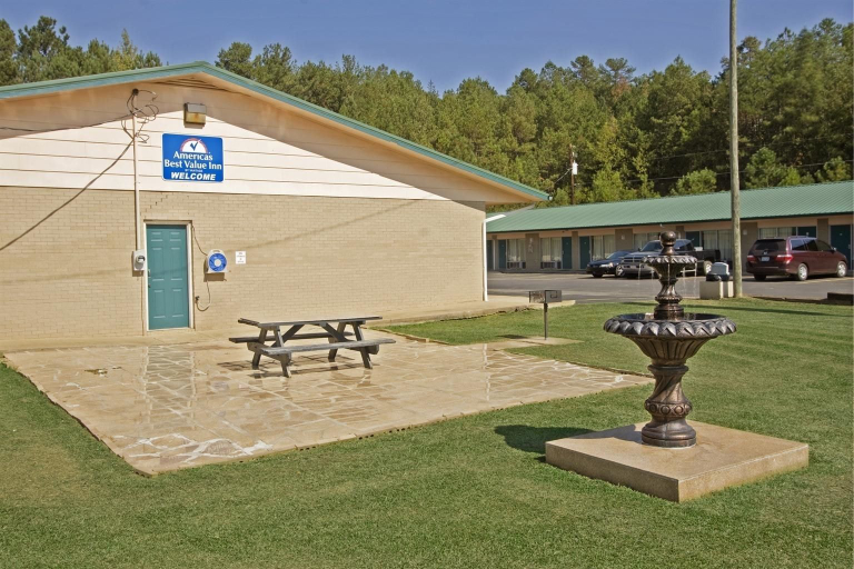 Exterior & Views 2, Americas Best Value Inn Heflin, Cleburne
