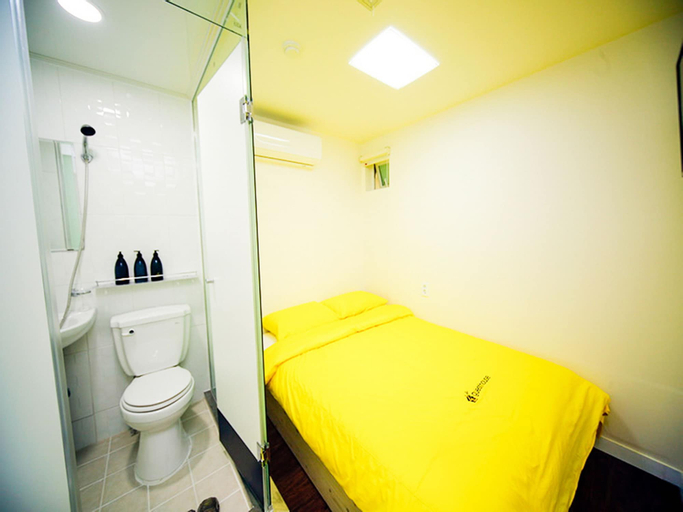 Bedroom 3, 24 Guesthouse Seoul City Hall, Jung