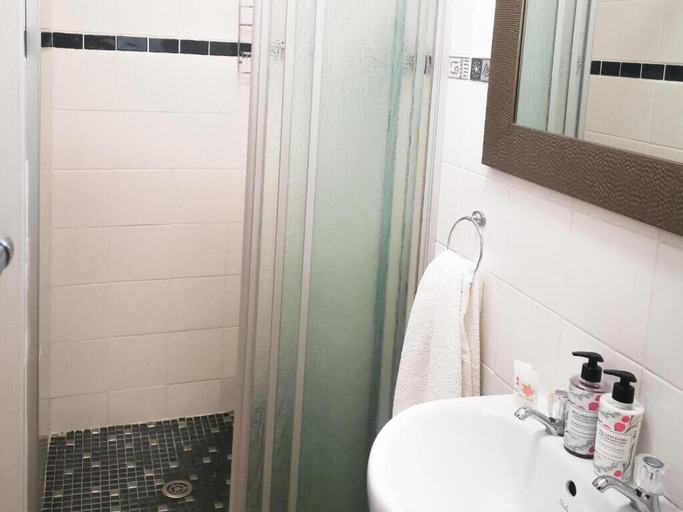 Bathroom 4, Eikelower Accommodation, Cape Winelands
