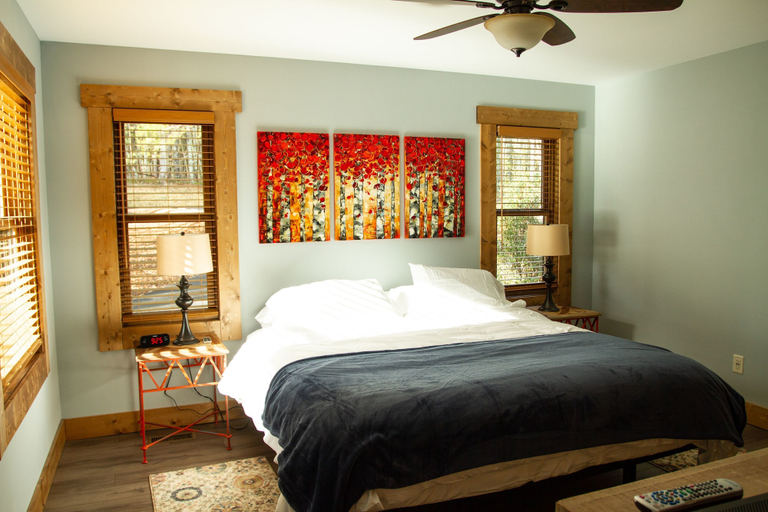 Bedroom 2, Asheville Country Cabins, Buncombe