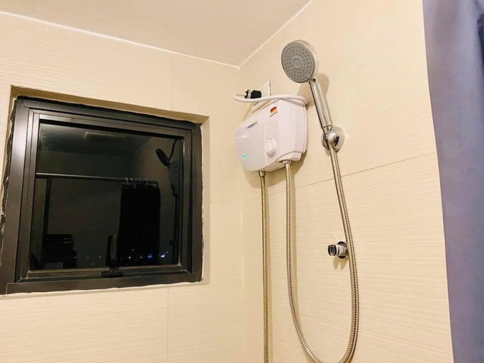 Bathroom 4, The Sentinel Residences, Quezon City