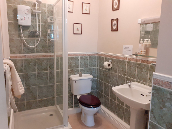 Bathroom 3, Lily Hill Farm, Durham