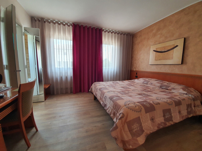 Bedroom 4, Hotel Restaurant Prata Verde, Pordenone
