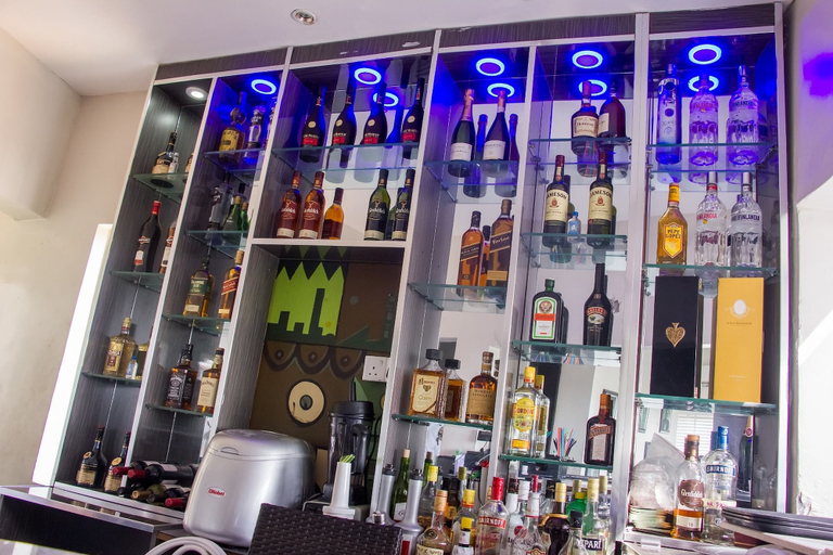 Food & Drinks 5, Glee Hotel, Eti-Osa