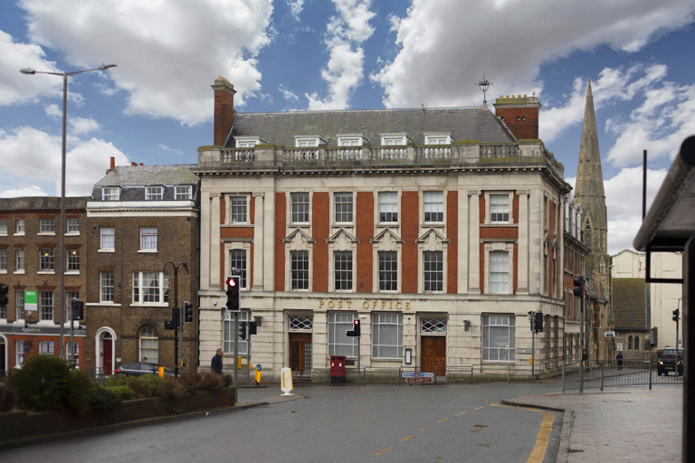 Exterior & Views, Old Town Grade II Listed 2 Bed, Kent