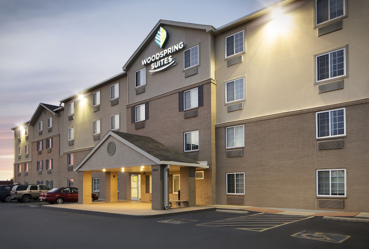 Exterior & Views 2, WoodSpring Suites Fort Worth Fossil Creek, Fort Worth
