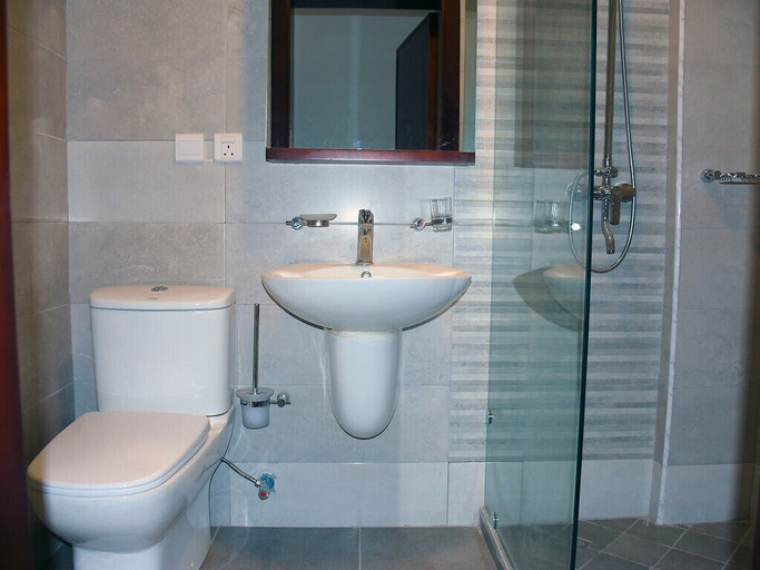 Bathroom 5, Oasis Park Residence, Accra