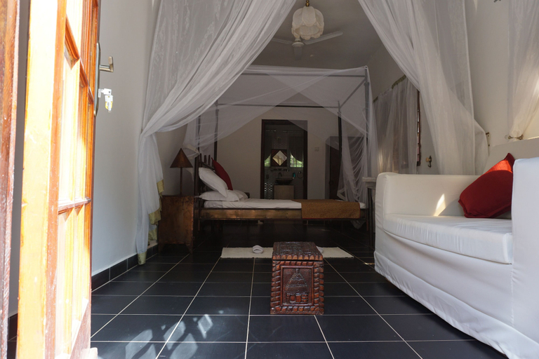 Bedroom 3, Suleima Lodge, Kombo South