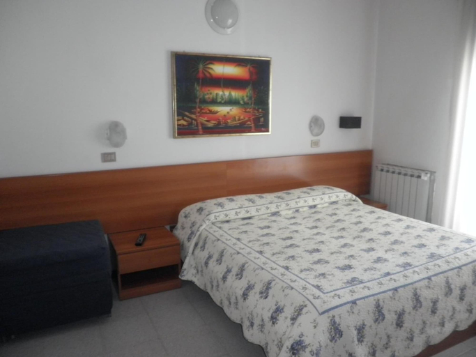 Bedroom 3, Hotel Touring, Venezia