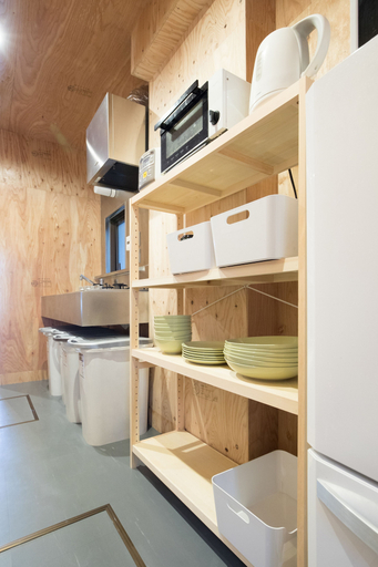 Others 5, Vacation house Secretbase, Taitō