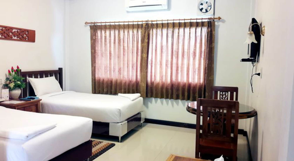 Bedroom 2, Khum Nakhon Hotel, Muang Nakhon Si Thammarat
