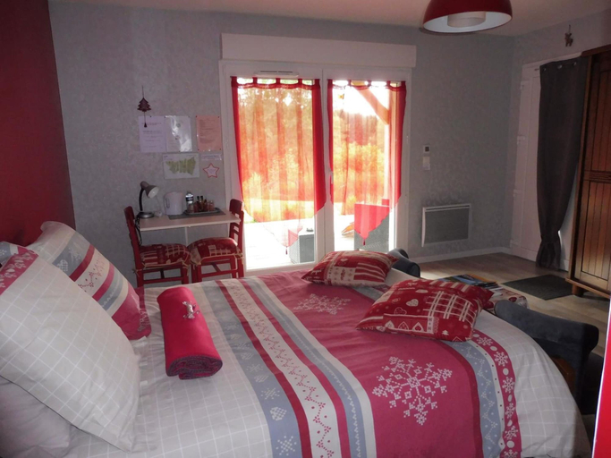 Bedroom 4, L'Eden De Floridylle, Vosges
