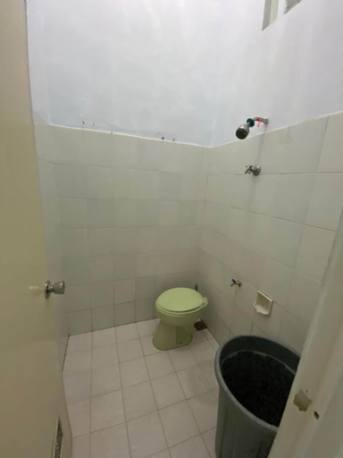 Bathroom, Wisma Adhyaksa 2, Makassar