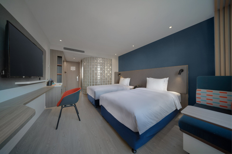 Bedroom 5, Holiday Inn Express SHANGHAI JINQIAO CENTRAL by IHG, Shanghai