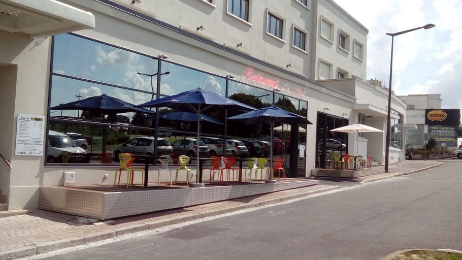 Exterior & Views 2, Le Grand Hotel, Nord