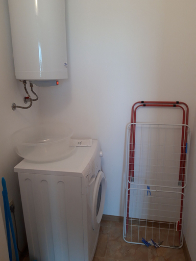 Bathroom 3, Calithea Complex, Kavarna