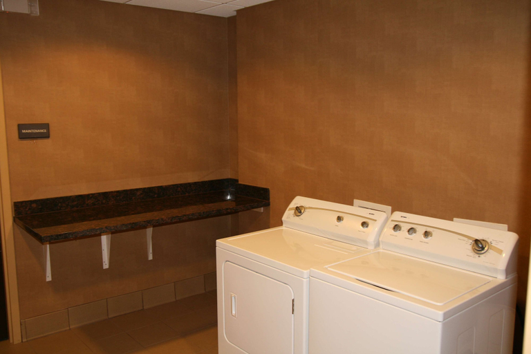 Bathroom 4, Hampton Inn & Suites Lebanon, Wilson