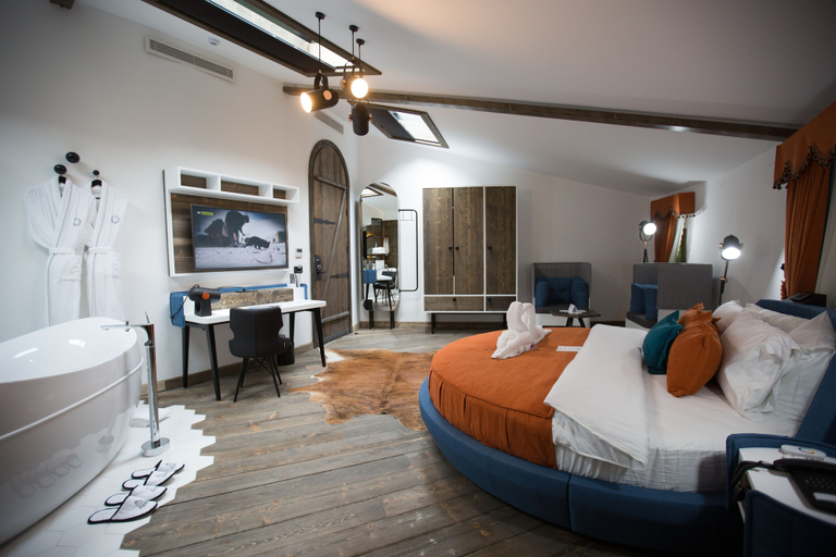 Bedroom 4, Cephanelik Hotel, Merkez