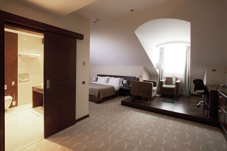 Bedroom 3, Kadashevskaya Hotel, Central