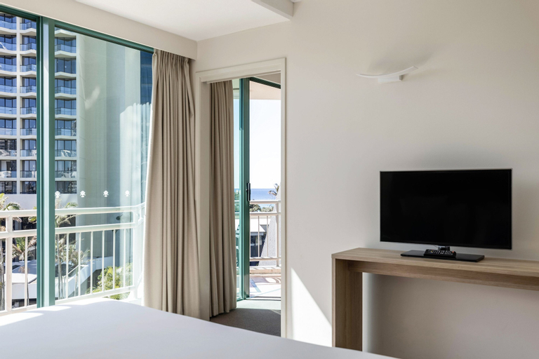 Bedroom 5, Mantra Crown Towers, Gold Coast