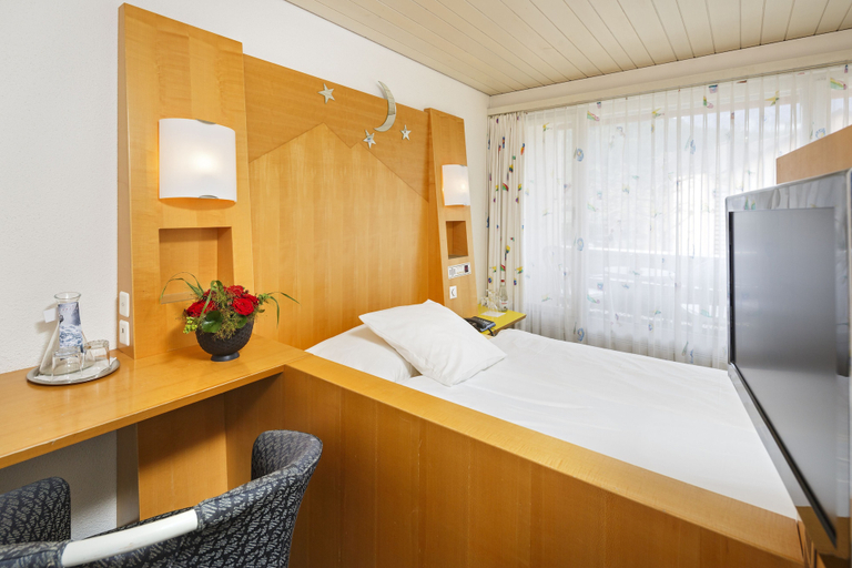 Bedroom 2, Stella Swiss Quality Hotel, Interlaken
