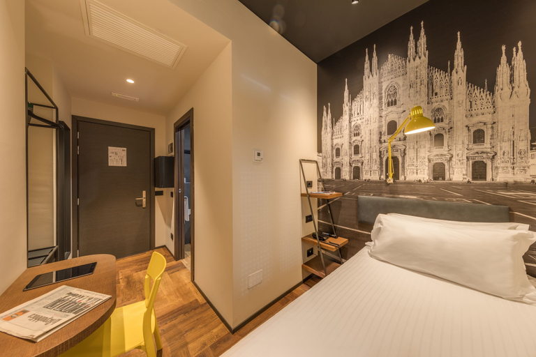 Bedroom 3, Hotel Roxy, Milano