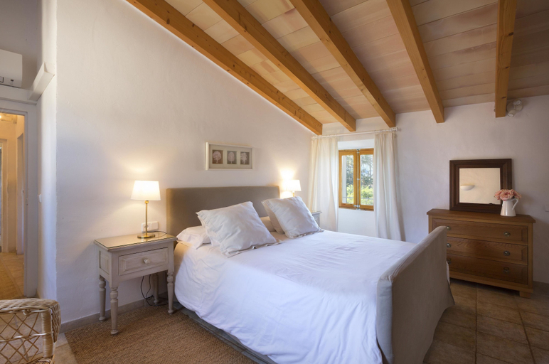 Bedroom 4, Finca Can Quatre, Baleares