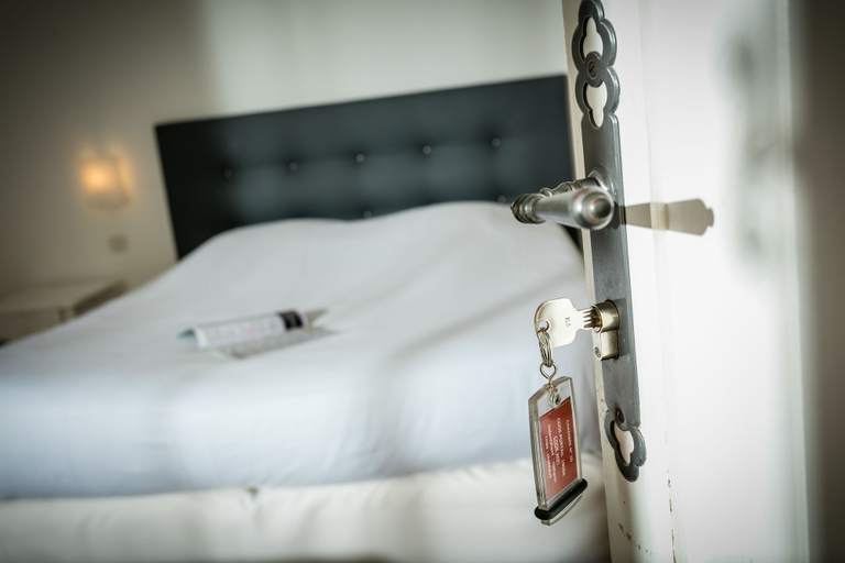 Bedroom 2, Domaine du Val de Cèze, Gard