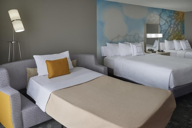 Bedroom 3, Courtyard Jacksonville, Onslow