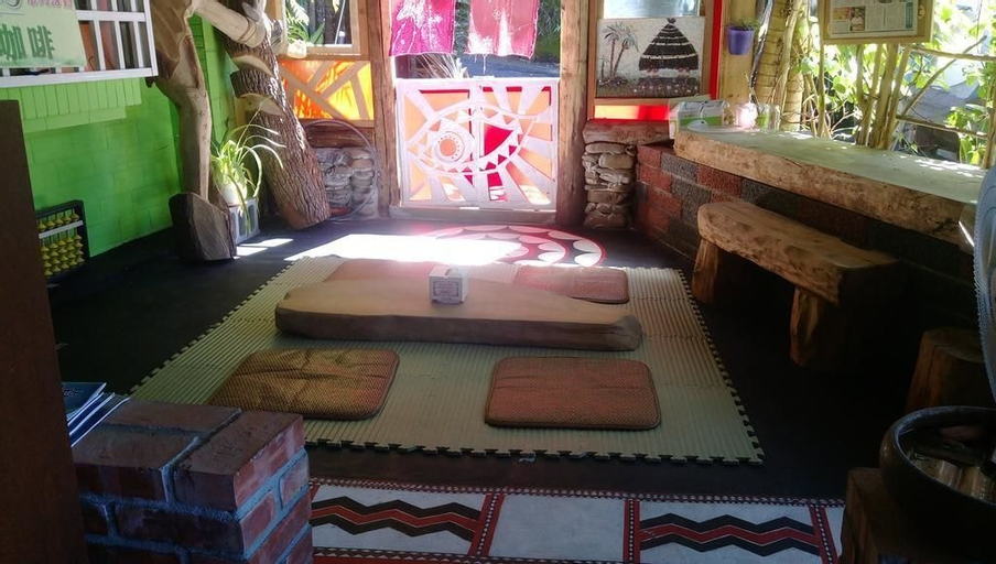 Coffee houses ethnic language, Hualien
