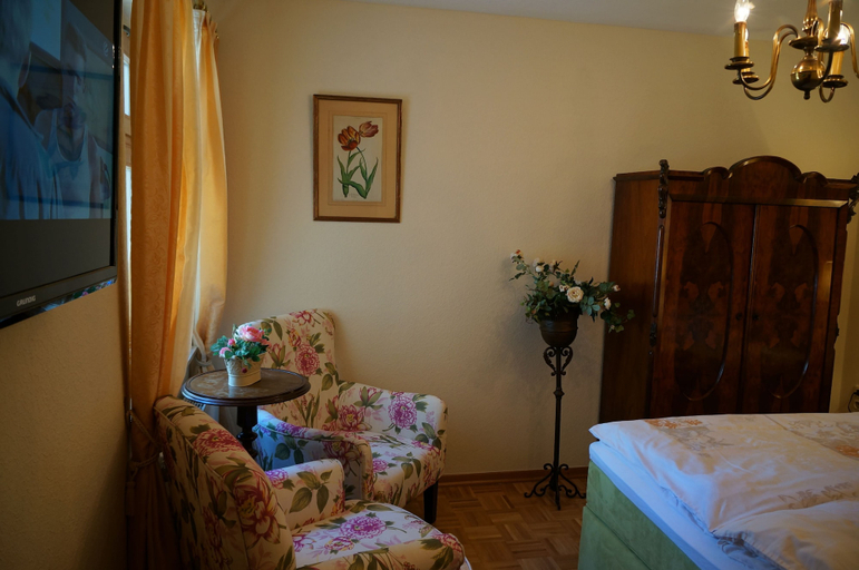Bedroom 3, Villa Herzog, Dresden