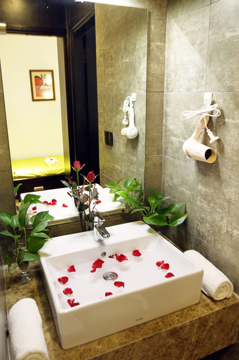 Bathroom 3, Tomodachi House, Hoàn Kiếm