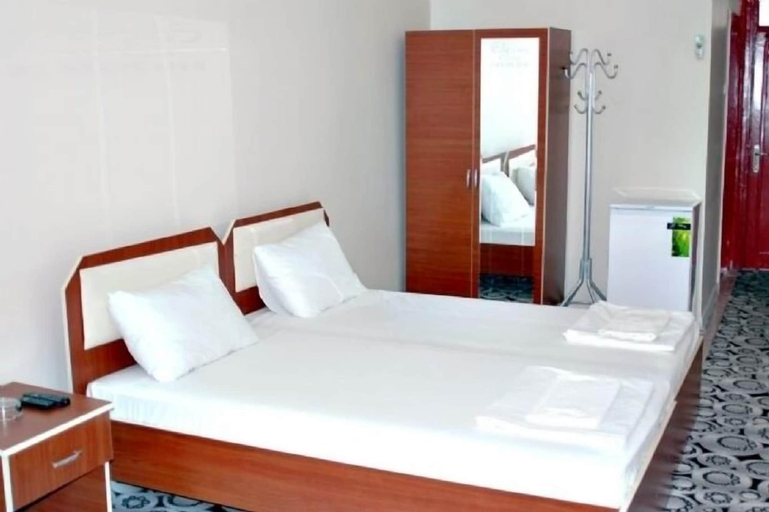Bedroom 2, Edessa Hotel, Merkez