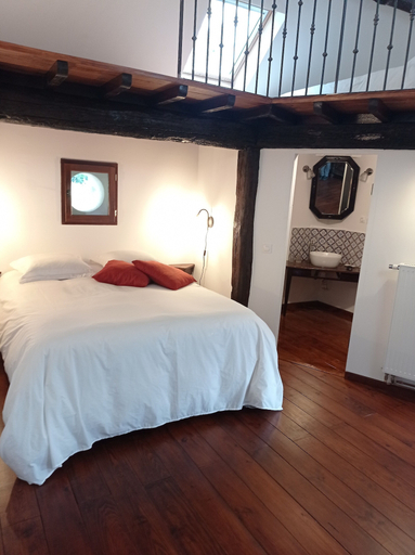 Bedroom 2, Chez Fred et Cécile, Aisne