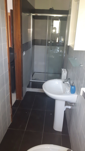 Bathroom 5, Affittacamere da chris, Reggio Di Calabria