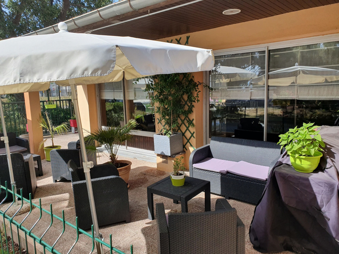 Food & Drinks 5, Campanile NATURE - Martigues, Bouches-du-Rhône
