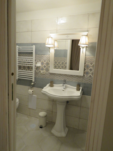 Bathroom 5, Le Ninfe Luxury Rooms, Napoli