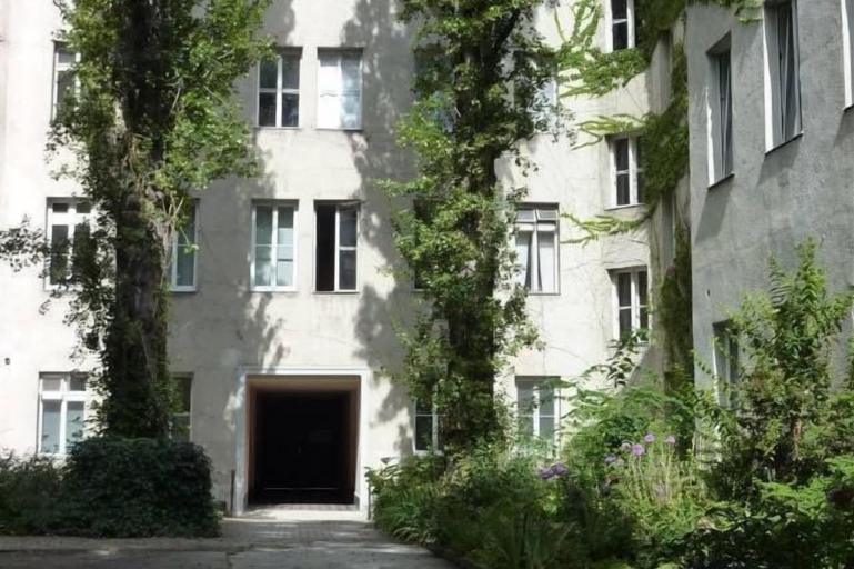 Exterior & Views 2, GoVienna Small Modern Apartment, Wien