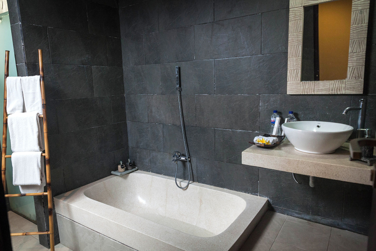 Bathroom 3, Villa C31 Seminyak, Badung