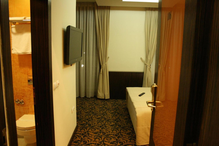 Bedroom 3, Hotel Hercegovina, Sarajevo