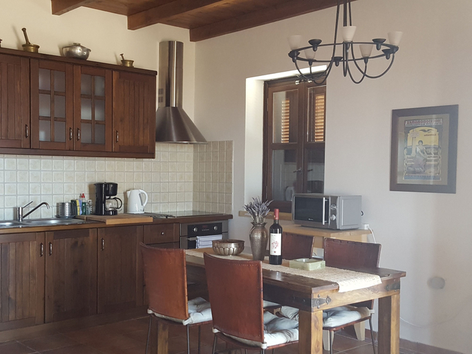Others 5, Rathimata villas, Peloponnese