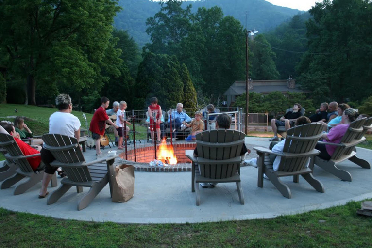 Others 4, Fontana Village Resort, Graham