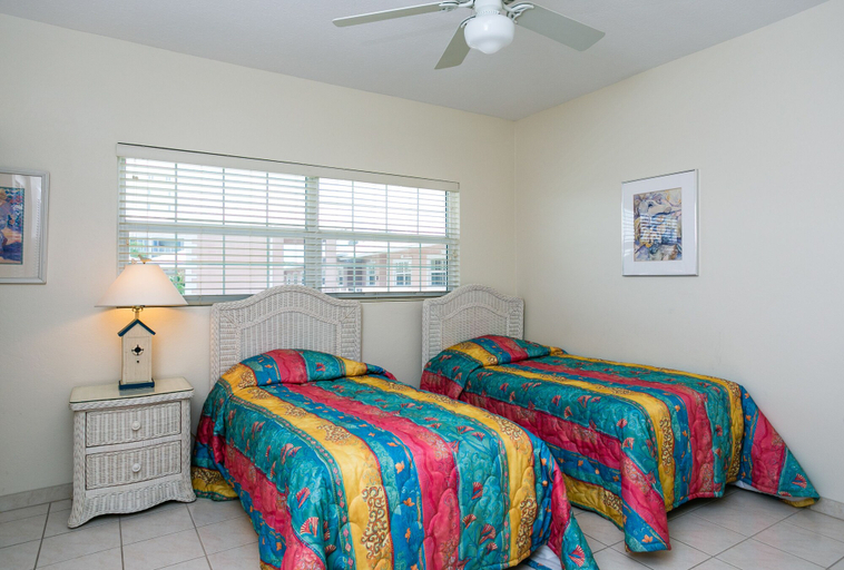 Bedroom 4, The Colonial Club, Oceanfront Condos