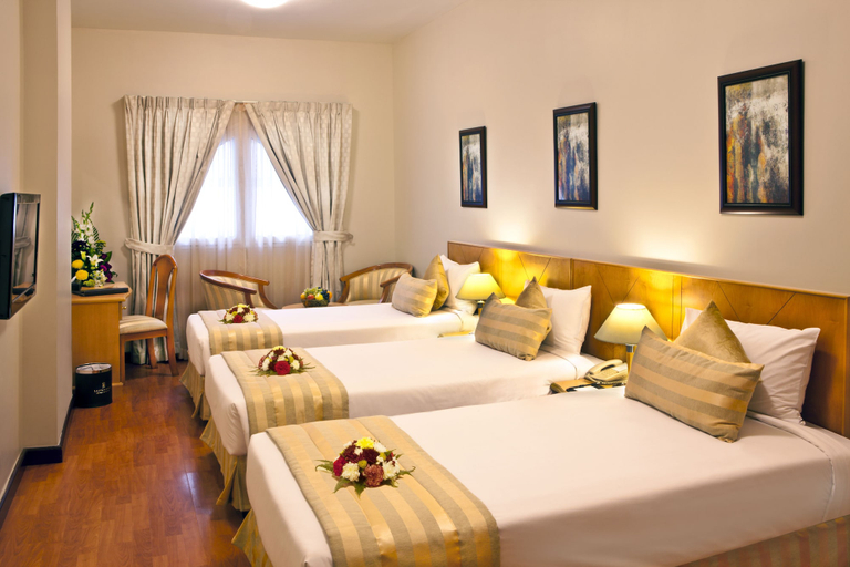 Bedroom 4, Landmark Plaza Hotel, Dubai
