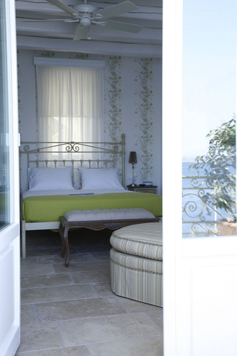 Bedroom, Mourayio bed&breakfast, Peloponnese